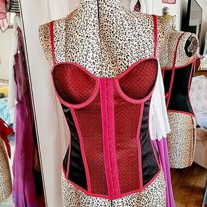 VINTAGE Y2K HOT TOPIC GOTH CORSET